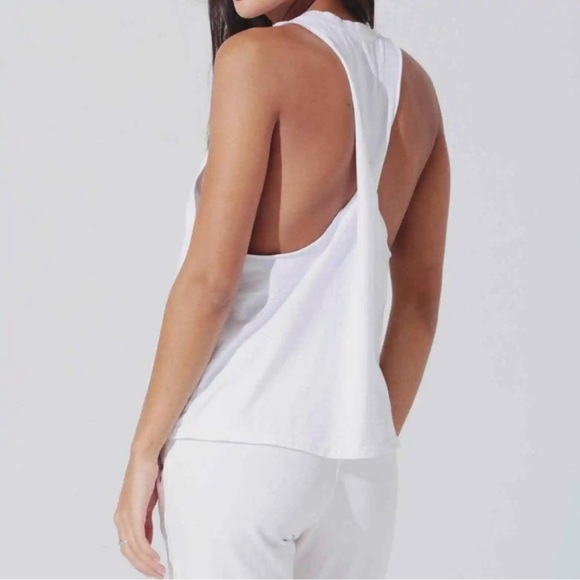 Electric & Rose Bodie Twist Tank Cloud Size Large NWT - Picture 2 of 5